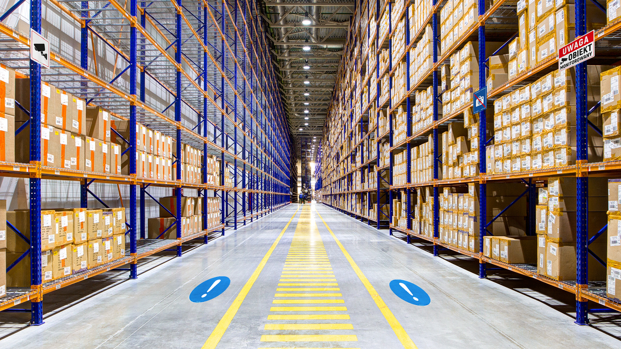 Oznakowanie stref niebezpiecznych na hali