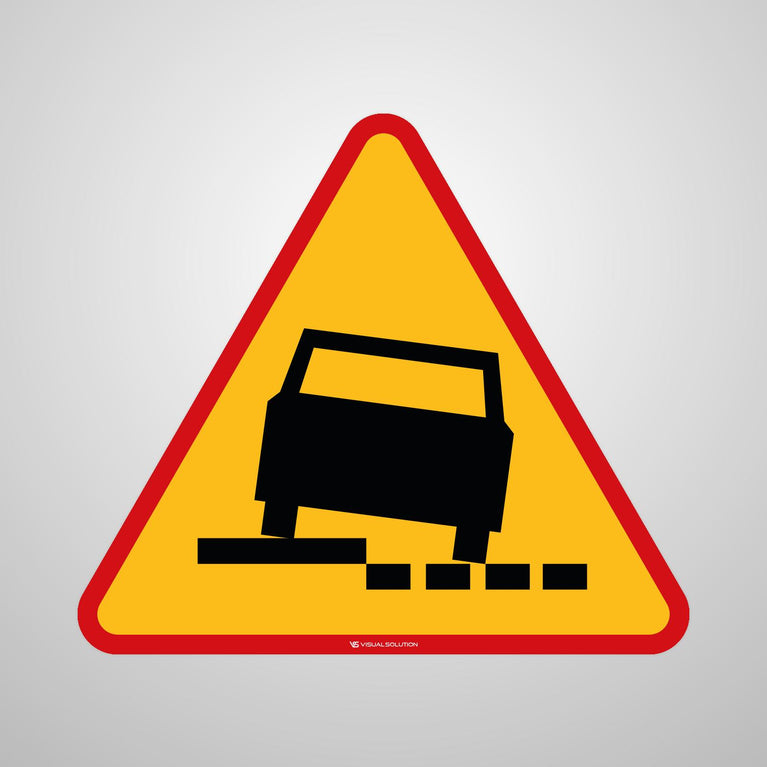 Naklejka Podłogowa BHP: „Niebezpieczne pobocze” (A-31)