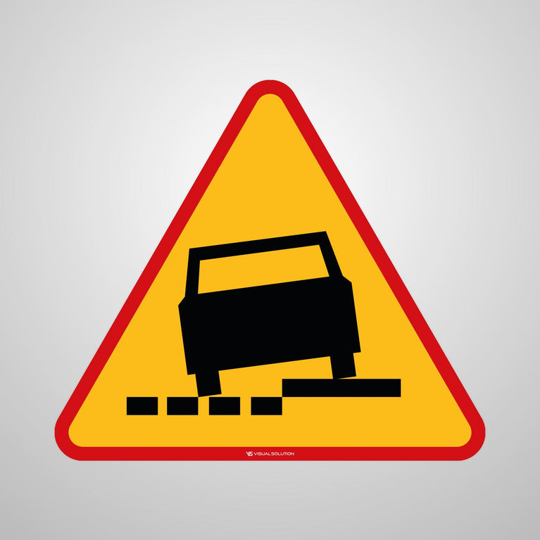 Naklejka Podłogowa BHP: „Niebezpieczne pobocze” (A-31)