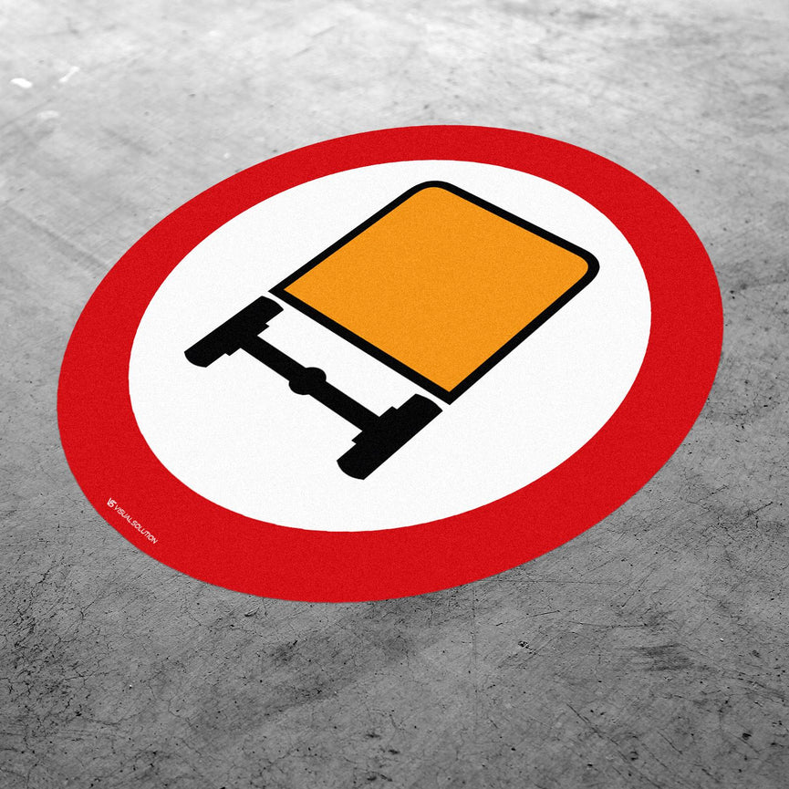 Naklejka Podłogowa BHP: "Zakaz wjazdu pojazdów z materiałami niebezpiecznymi" (B-13a)