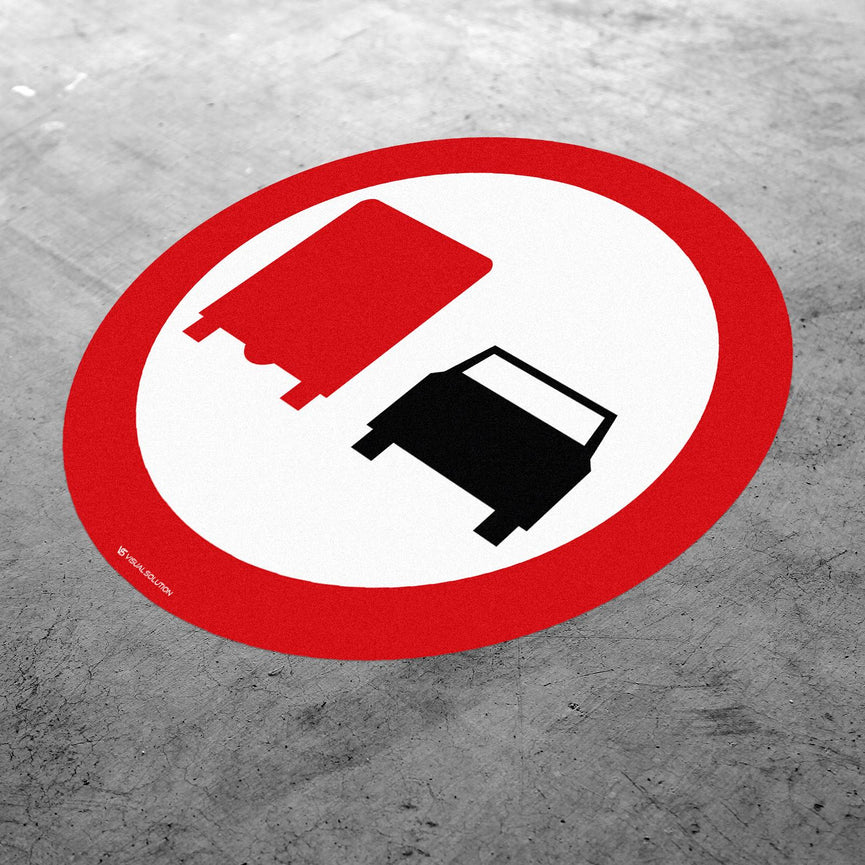 Naklejka Podłogowa BHP: "Zakaz wyprzedzania przez samochody ciężarowe" (B-26)