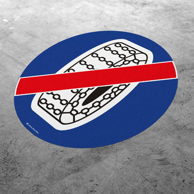 Naklejka Podłogowa BHP: "Koniec nakazu używania łańcuchów przeciwpoślizgowych" C-19