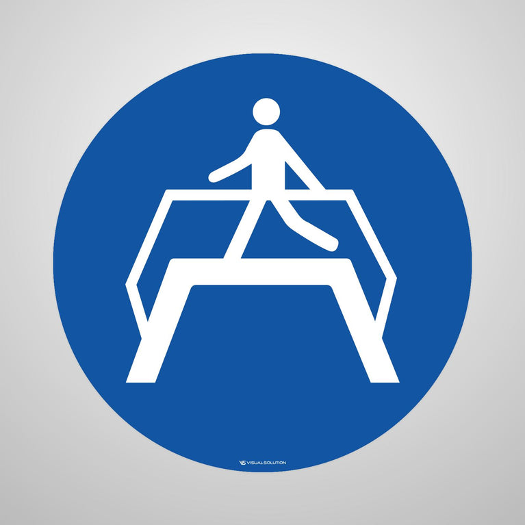 Naklejka podłogowa BHP: Nakaz korzystania z pomostu