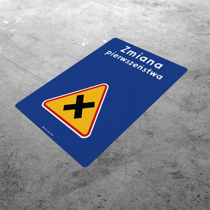 Naklejka Podłogowa BHP: „zmiana pierwszeństwa” (D-48)