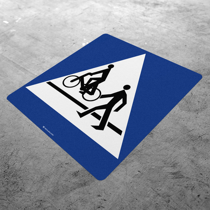 Naklejka Podłogowa BHP: „przejście dla pieszych i przejazd dla rowerzystów” (D-6b)