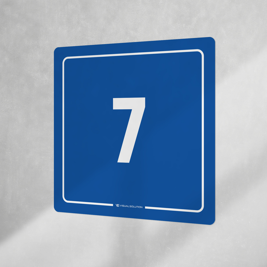 Naklejka informacyjna: numer  7