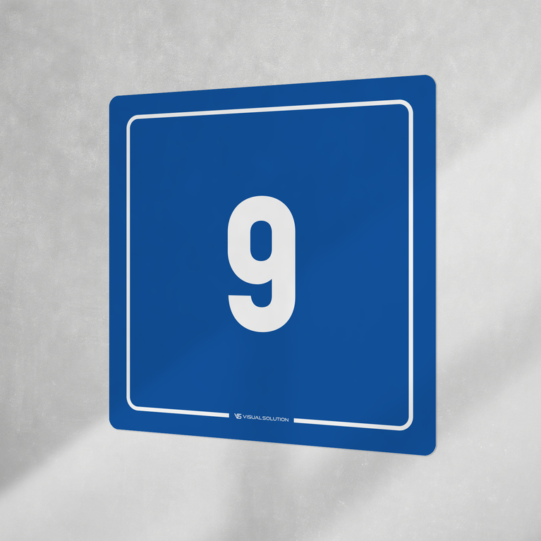 Naklejka informacyjna: numer  9