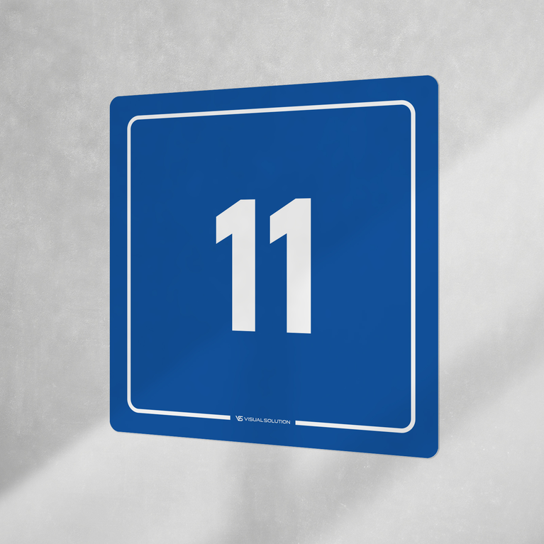 Naklejka informacyjna: numer 11