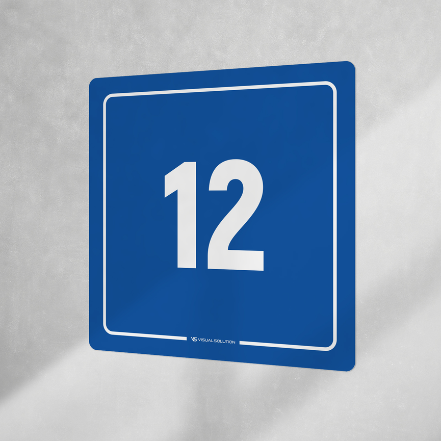 Naklejka informacyjna: numer 12