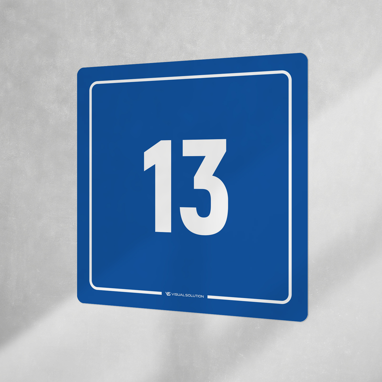 Naklejka informacyjna: numer 13