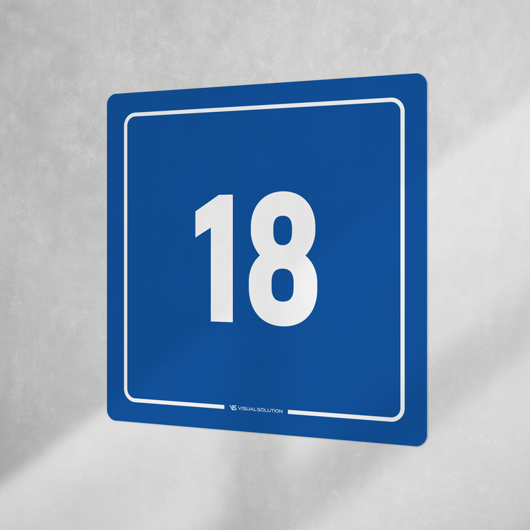 Naklejka informacyjna: numer 18