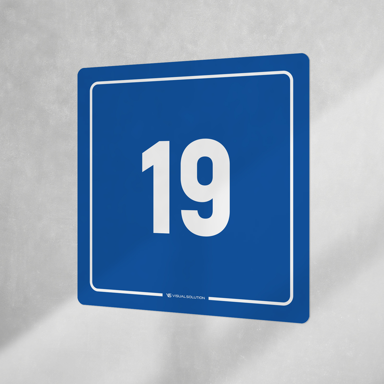 Naklejka informacyjna: numer 19