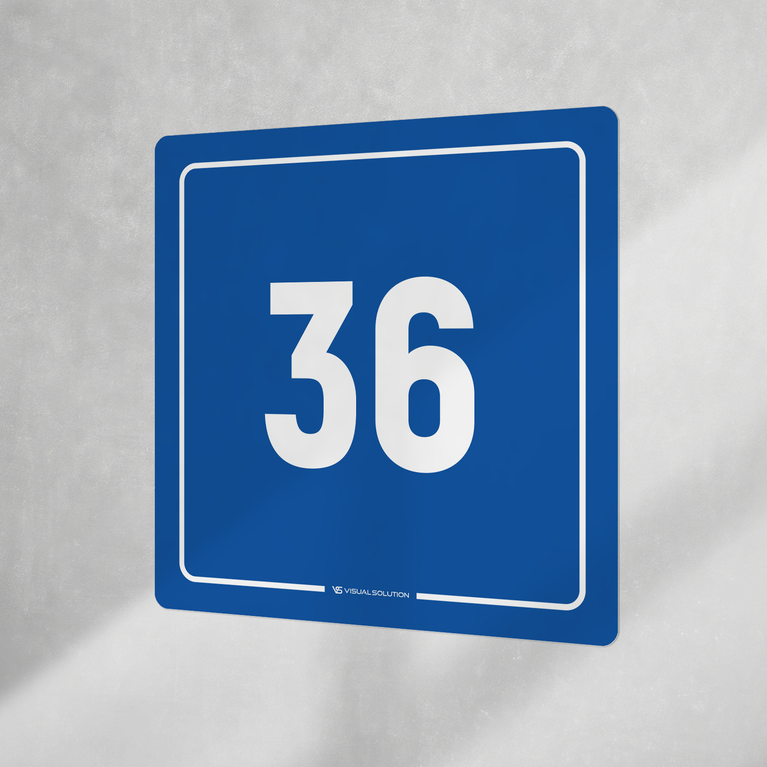 Naklejka informacyjna: numer 36