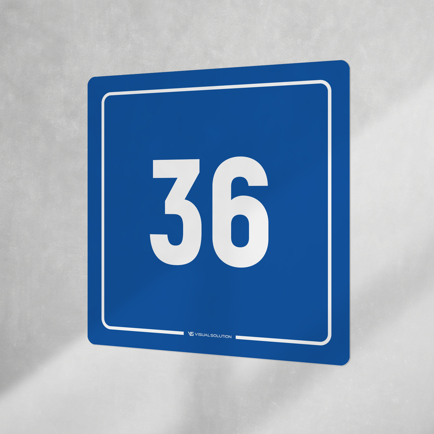 Naklejka informacyjna: numer 36