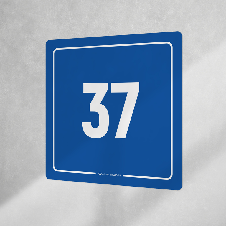 Naklejka informacyjna: numer 37
