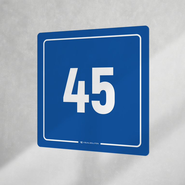 Naklejka informacyjna: numer 45