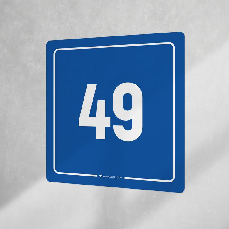 Naklejka informacyjna: numer 49