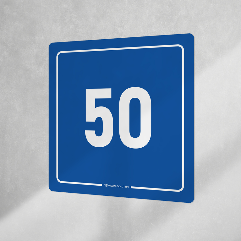 Naklejka informacyjna: numer 50