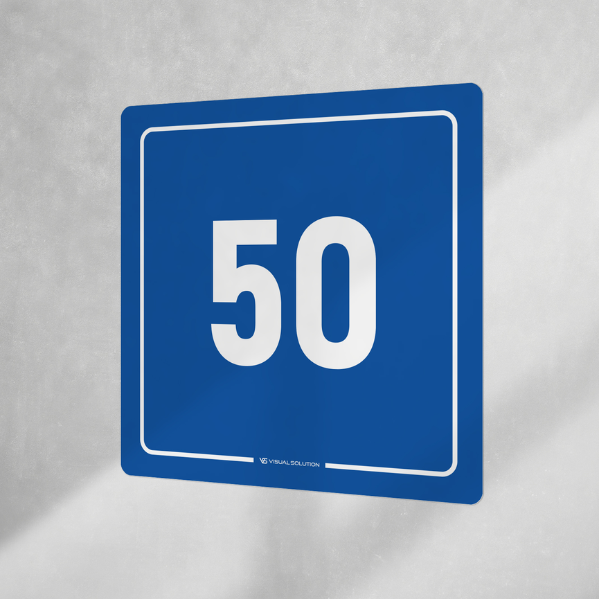 Naklejka informacyjna: numer 50