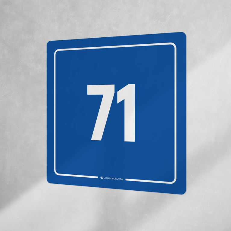 Naklejka informacyjna: numer 71