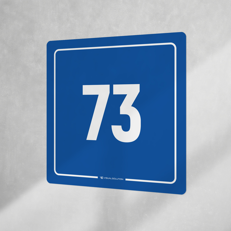 Naklejka informacyjna: numer 73