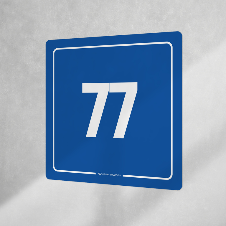 Naklejka informacyjna: numer 77