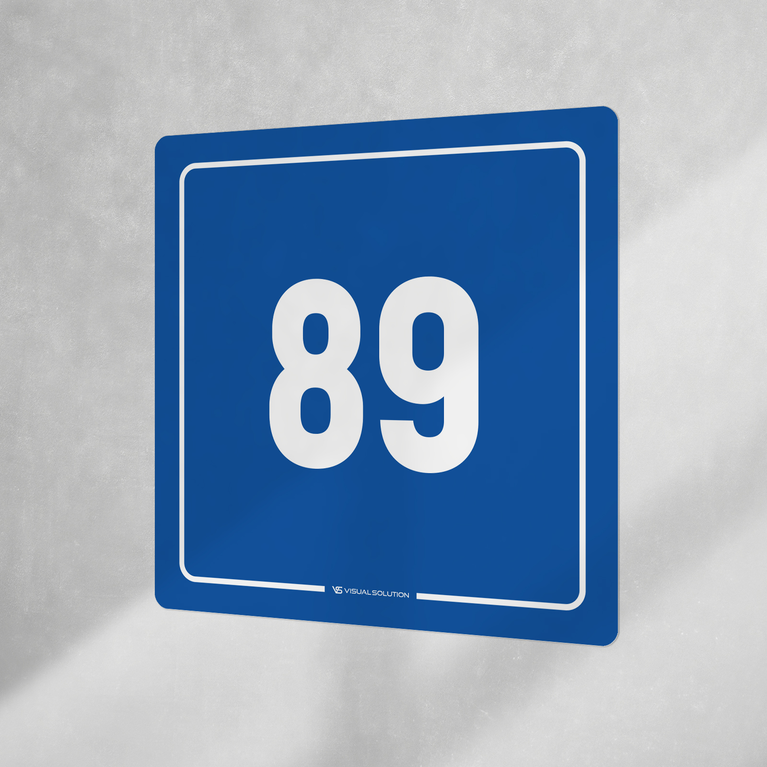 Naklejka informacyjna: numer 89