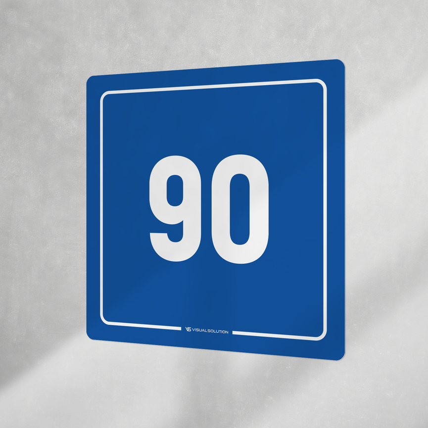 Naklejka informacyjna: numer 90