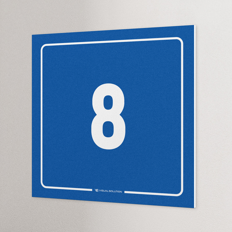 tabliczka informacyjna: numer  8