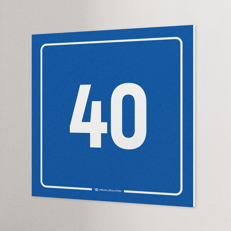 tabliczka informacyjna: numer 40