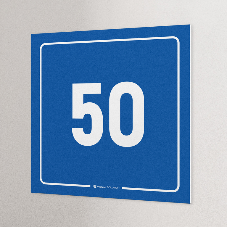 tabliczka informacyjna: numer 50