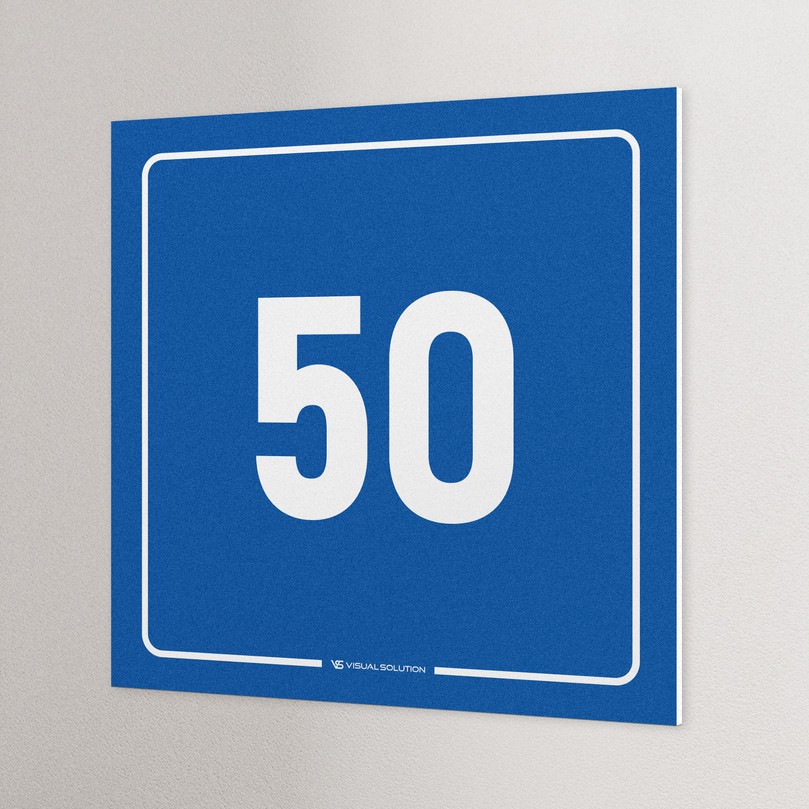 tabliczka informacyjna: numer 50