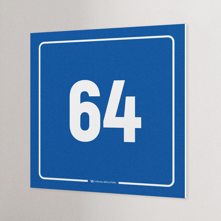 tabliczka informacyjna: numer 64