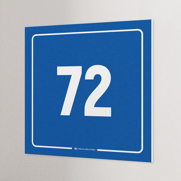 tabliczka informacyjna: numer 72