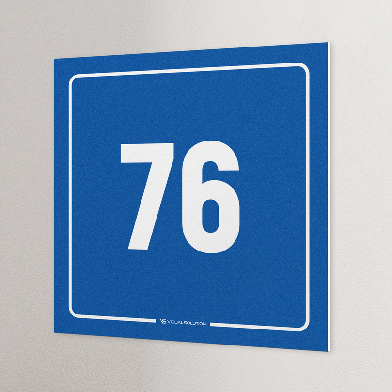 tabliczka informacyjna: numer 76