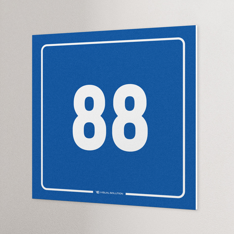 tabliczka informacyjna: numer 89