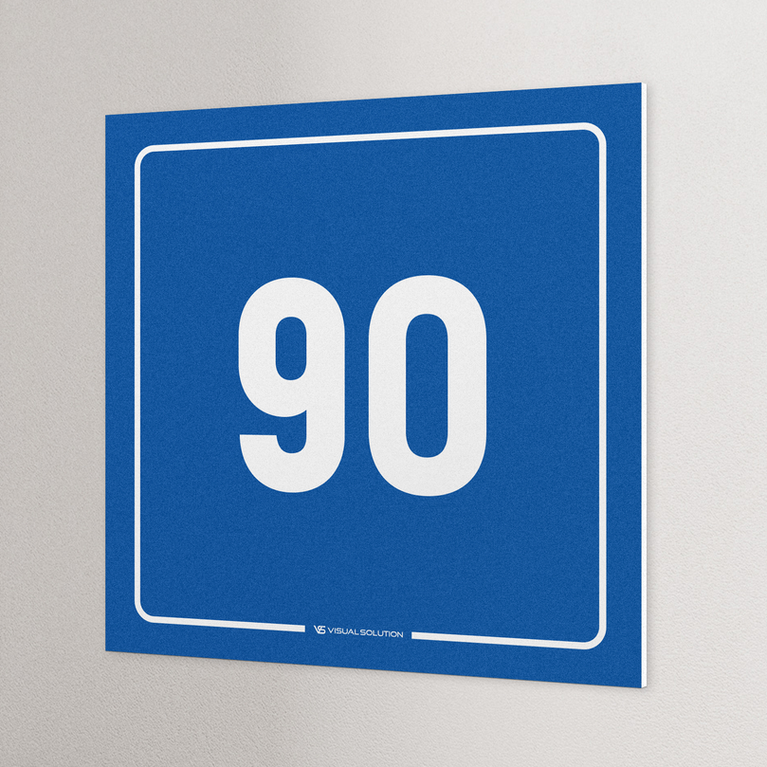 tabliczka informacyjna: numer 90